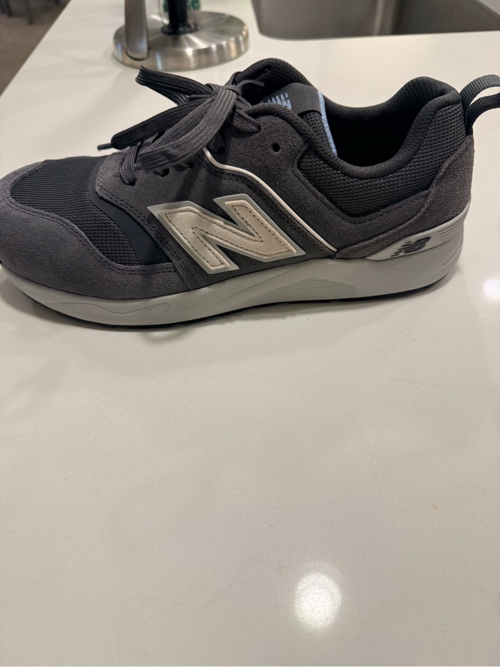 Brand new toe protection new balance shoes for work